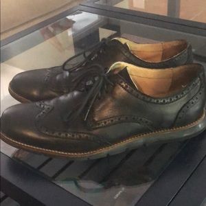 Cole Haan wingtip grand dress shoe. Black 9.5